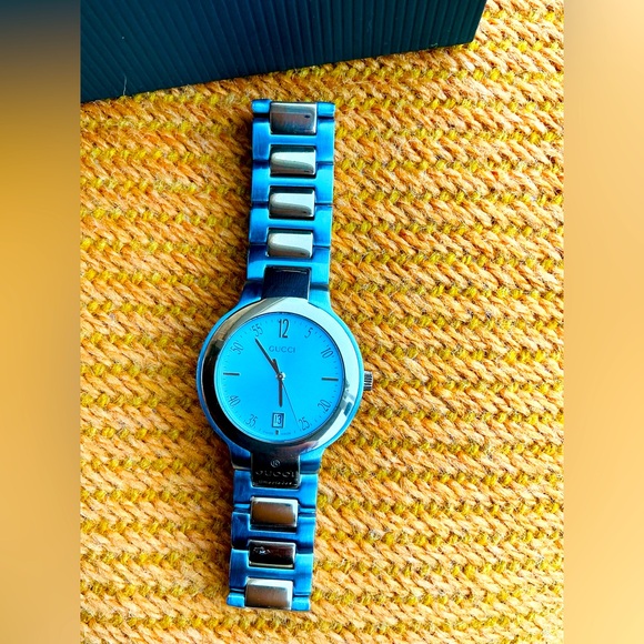 Authentic GUCCI DRESS watch🧡🤍🧡 - Picture 2 of 16